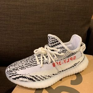 Yeezy boost 350 V2 zebra
